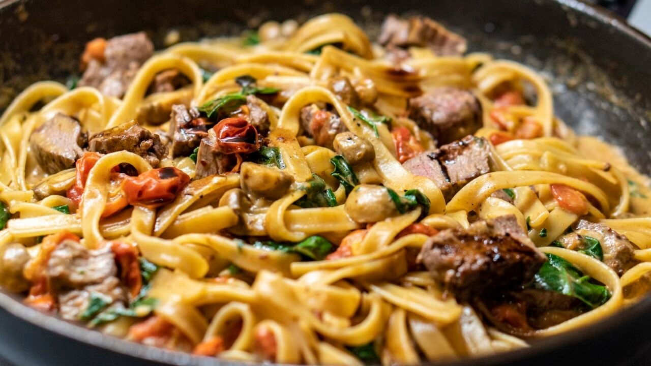 Dump-and-Bake Recipes: 16 No-Fuss Dinners in One Dish
